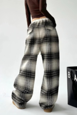 ODM/OEM Custom-Designed Women's Plaid Wide-Leg Trousers – Loose-Fit Pants with Stretchy Drawstring Waist - Image 3