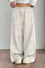 OEM/ODM Bulk Orders: Women's Wide-Leg Pants with Leopard-Print Side Stripes and Drawstring Waist – Factory Custom Logo, Suitable for Casual Wear. - Image 4
